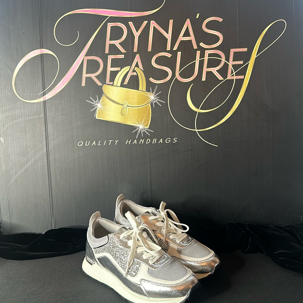 Bling tennis shoes size 9